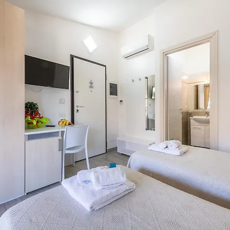 Simius Bay Bed & Breakfast *