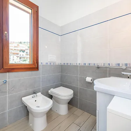 Bed & Breakfast Simius Bay *